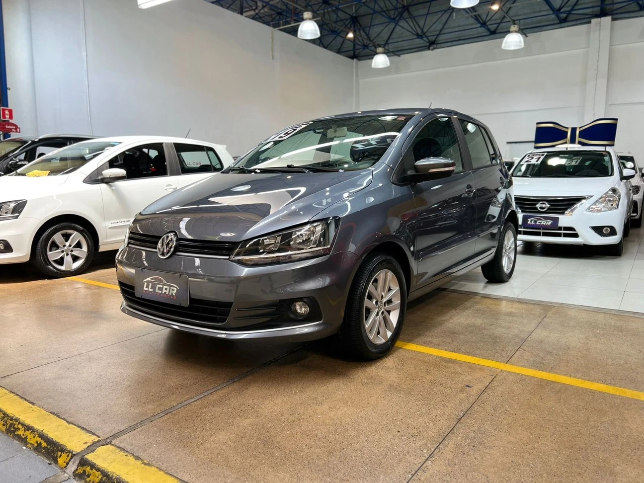 VOLKSWAGEN FOX