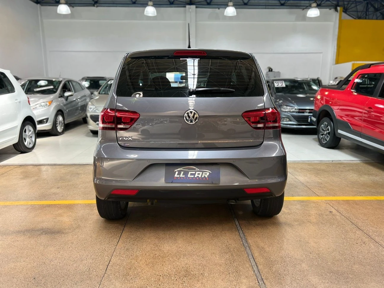 VOLKSWAGEN FOX