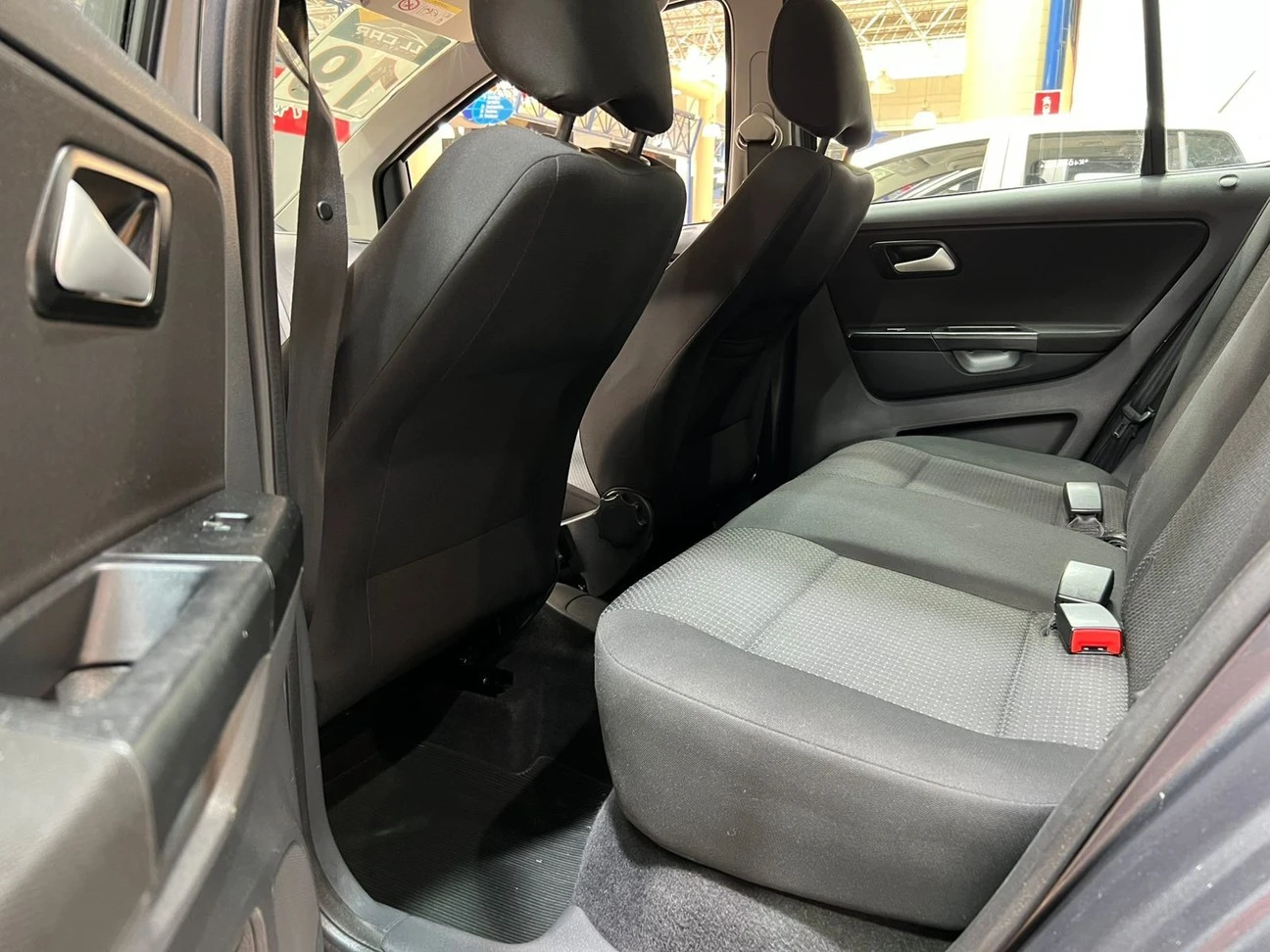 VOLKSWAGEN FOX