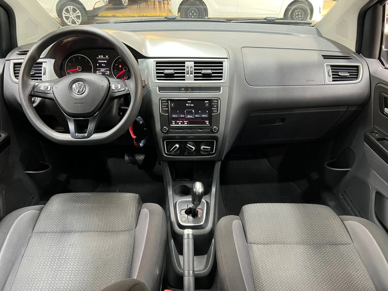 VOLKSWAGEN FOX