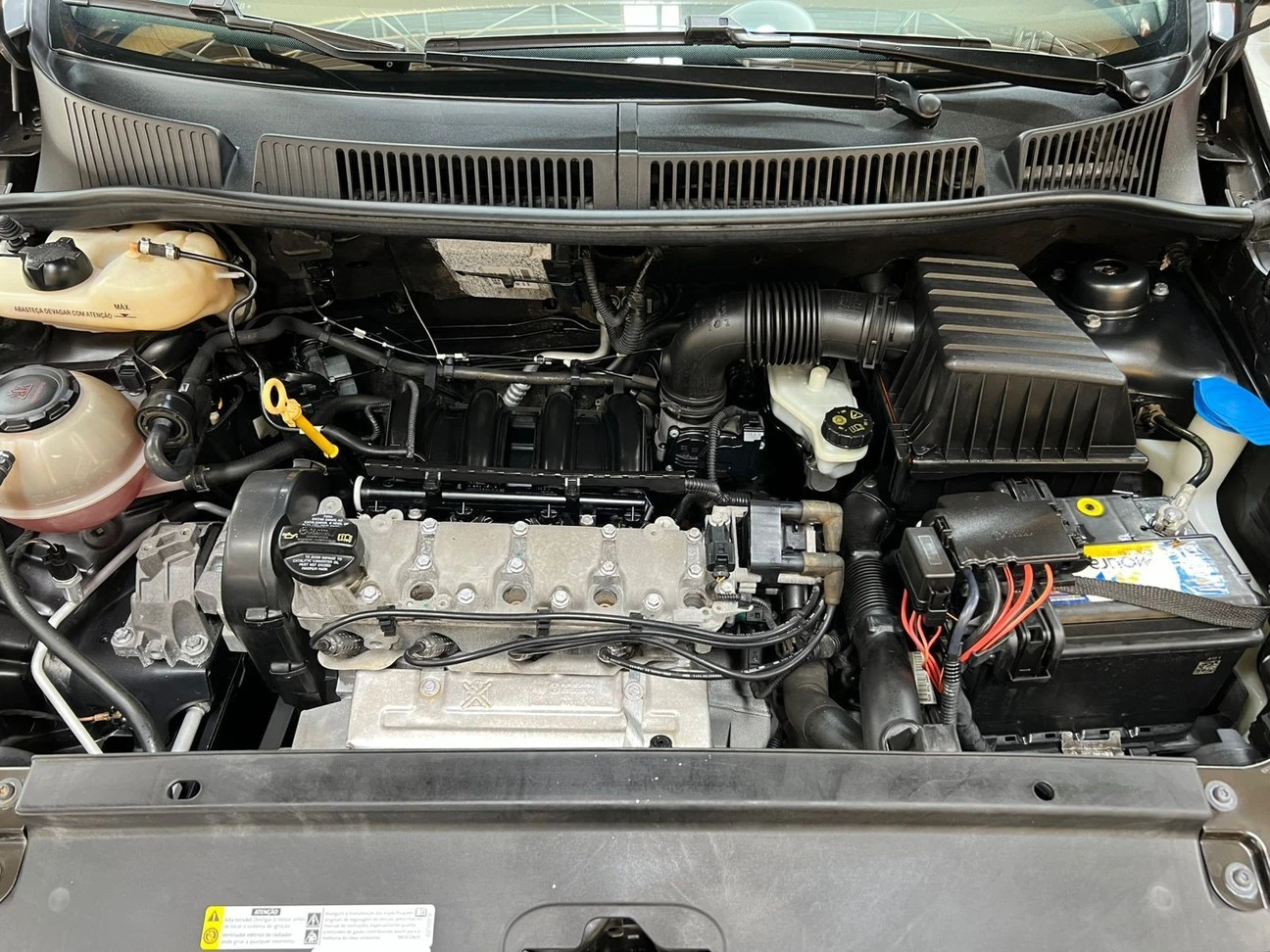 VOLKSWAGEN FOX