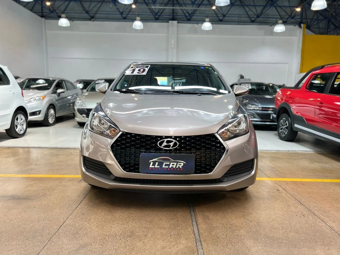 HYUNDAI HB20