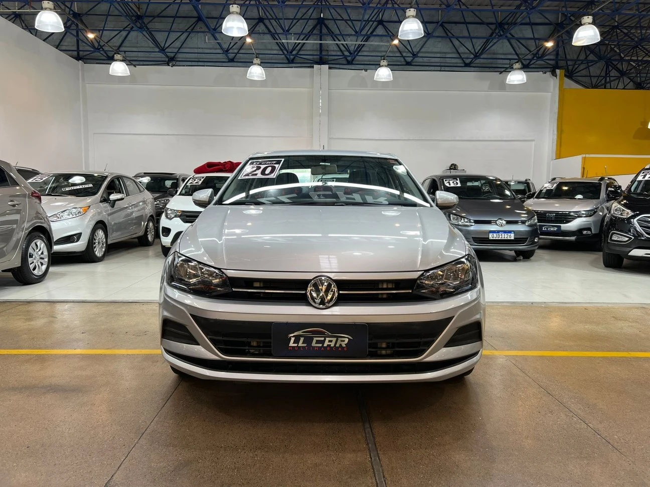 VOLKSWAGEN VIRTUS