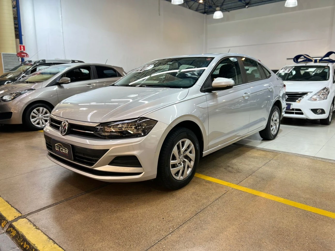 VOLKSWAGEN VIRTUS