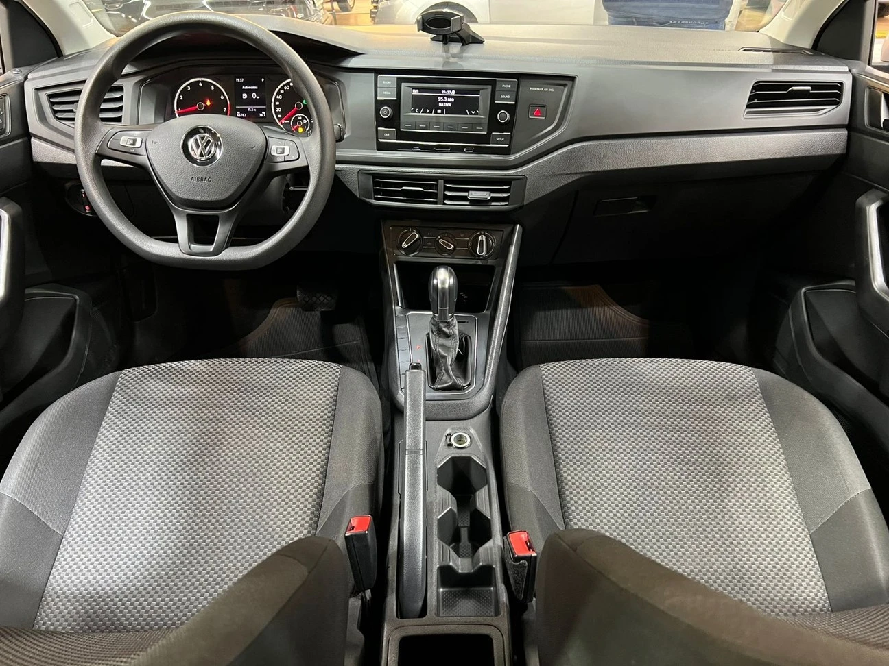 VOLKSWAGEN VIRTUS