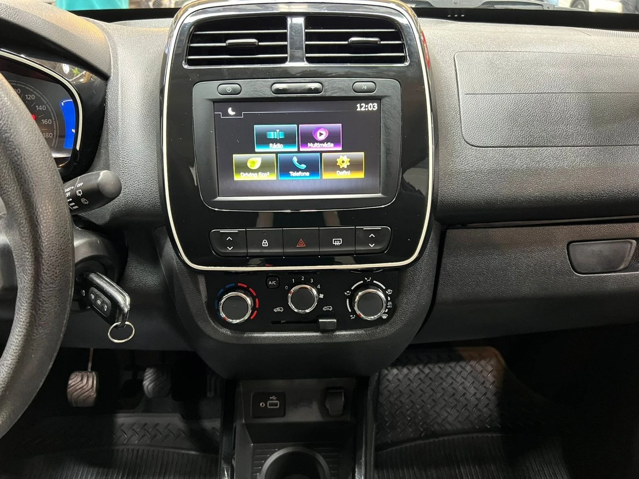 RENAULT KWID