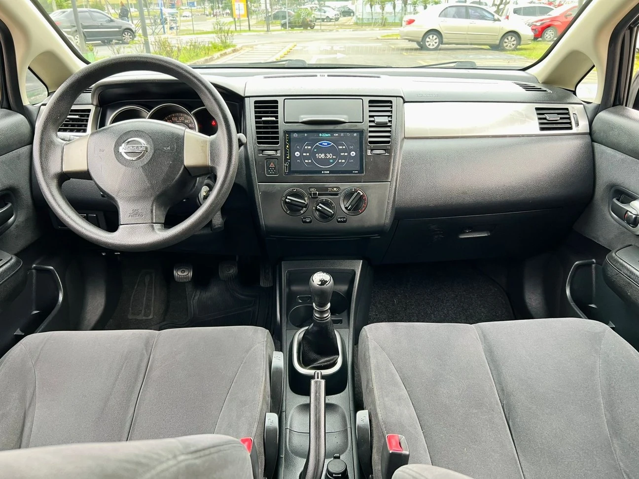 NISSAN TIIDA