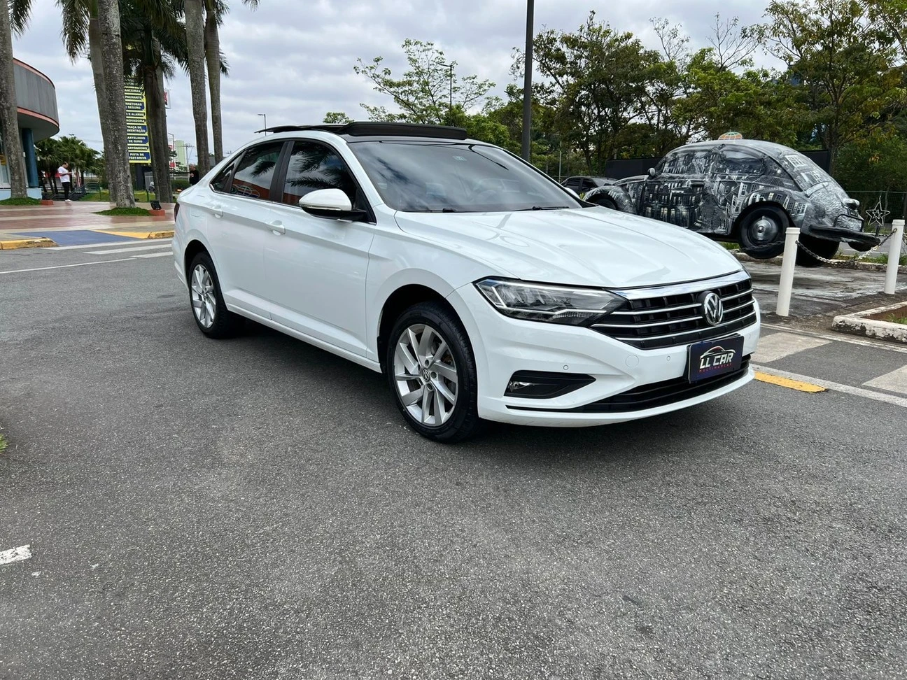 VOLKSWAGEN JETTA