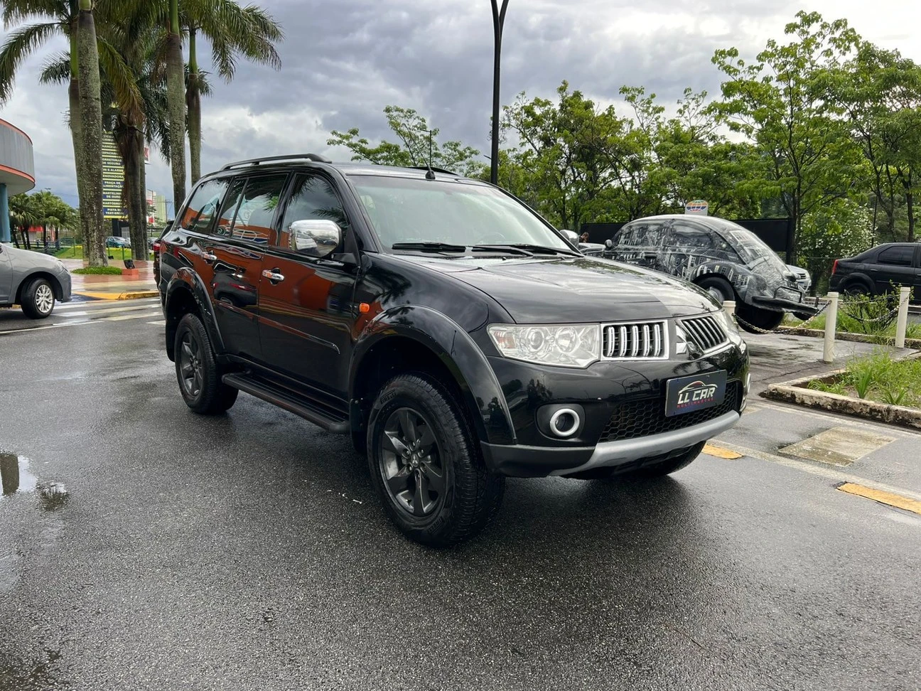 MITSUBISHI PAJERO DAKAR