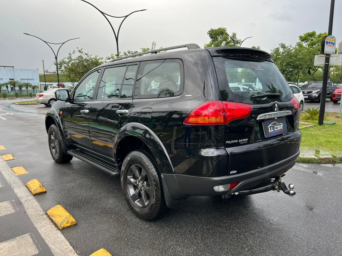 MITSUBISHI PAJERO DAKAR