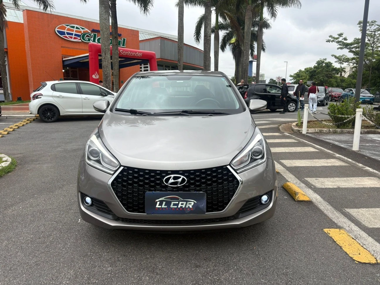 HYUNDAI HB20S