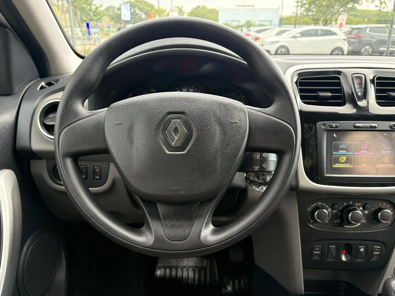 RENAULT LOGAN