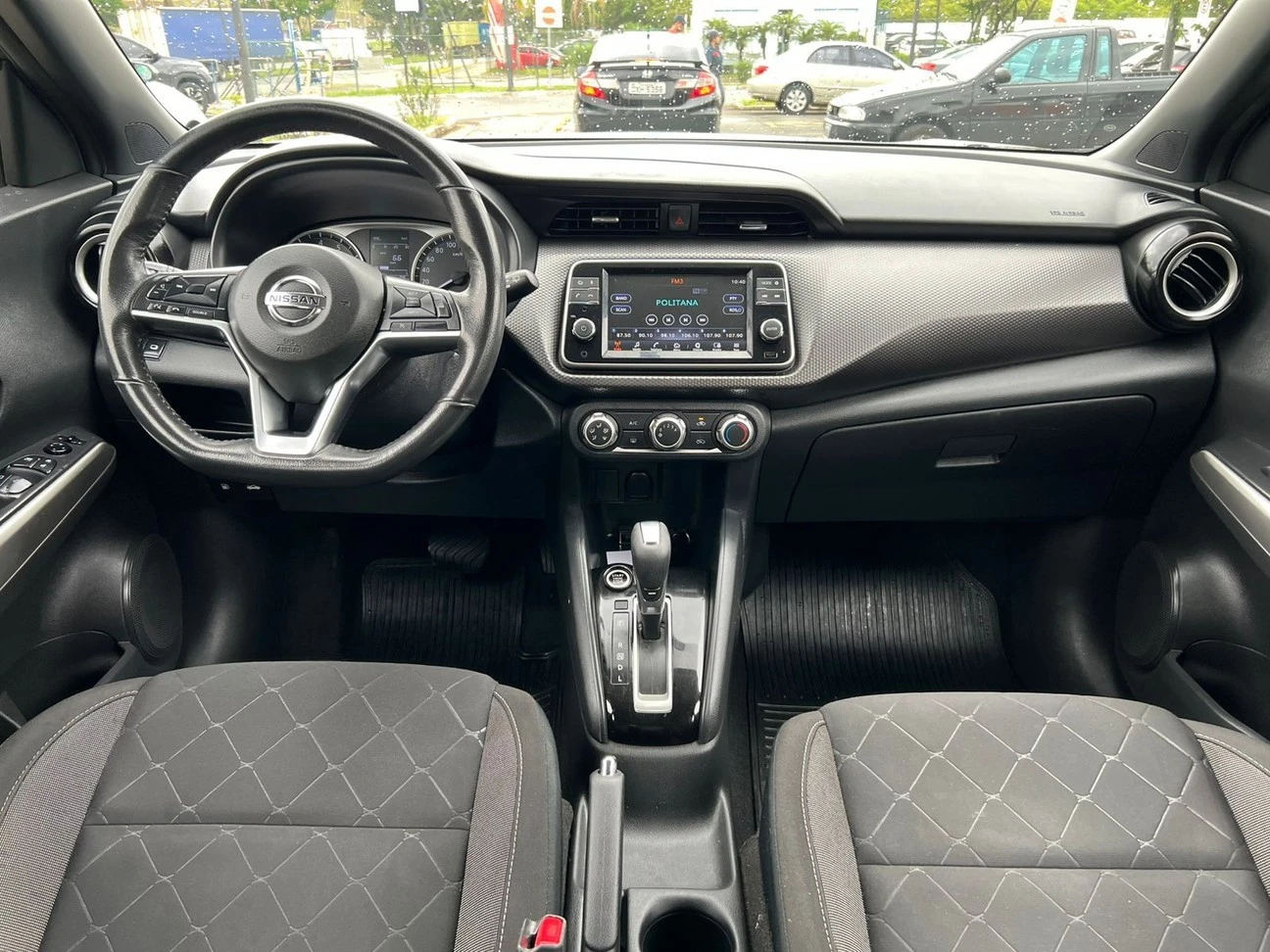 NISSAN KICKS
