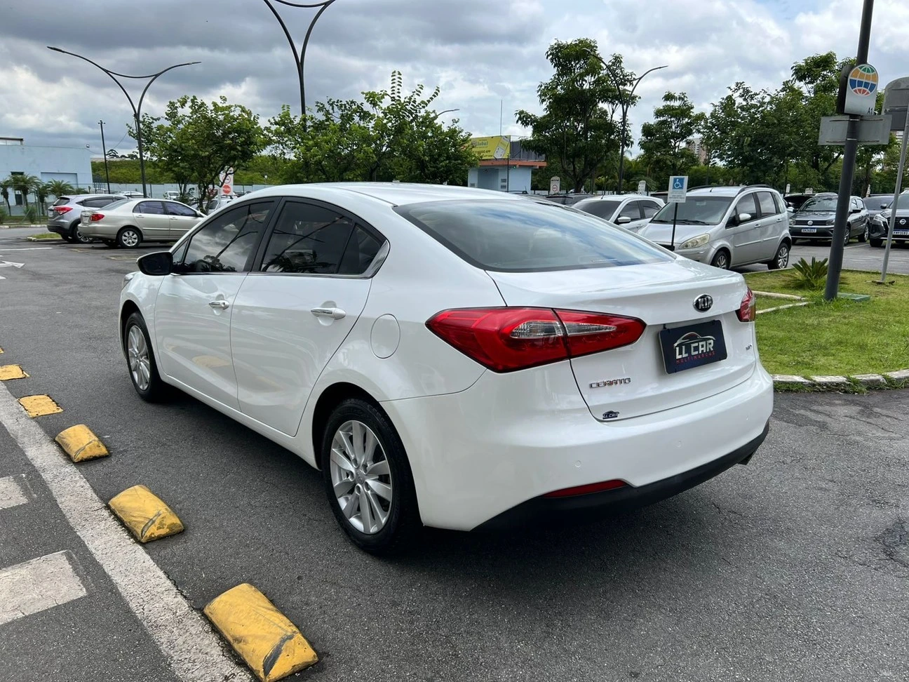 KIA CERATO