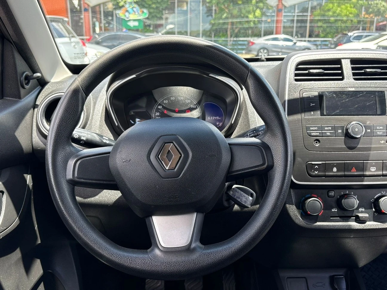 RENAULT KWID