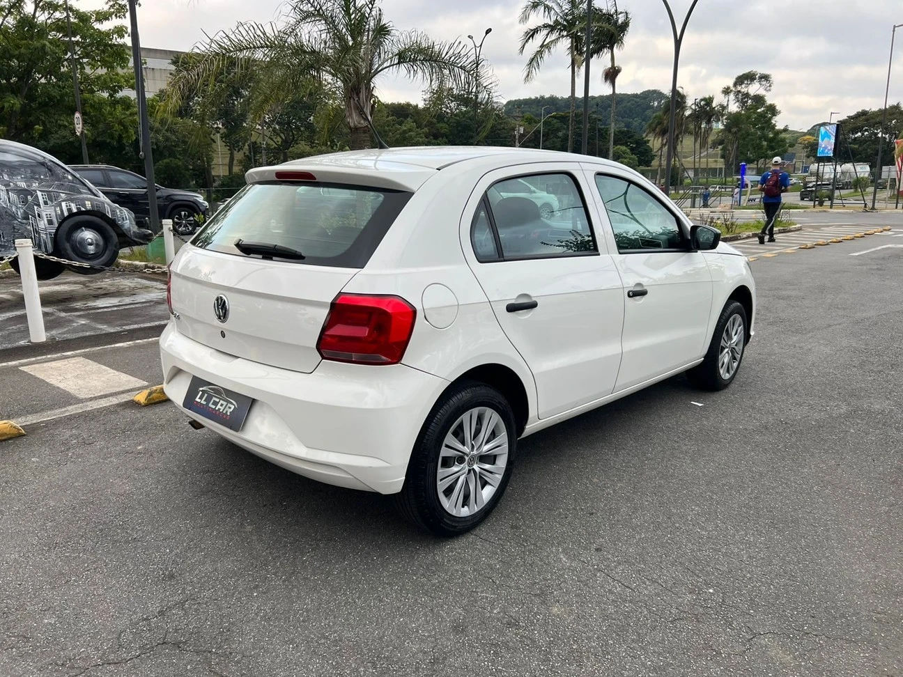 VOLKSWAGEN GOL