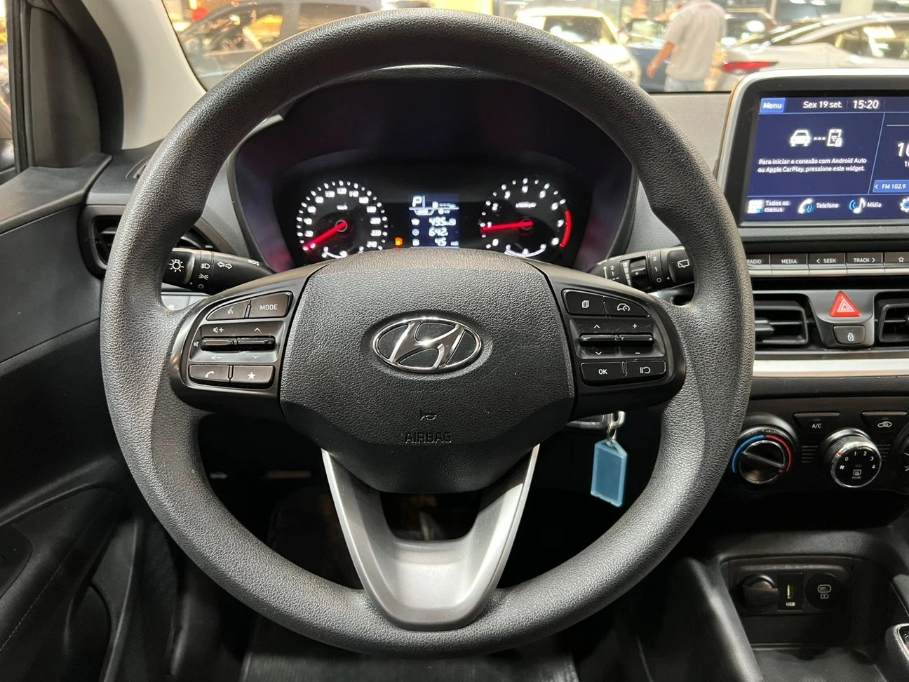 HYUNDAI HB20
