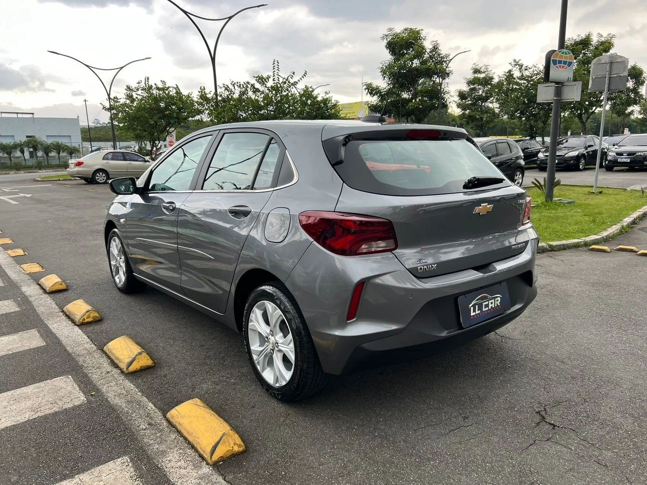 CHEVROLET ONIX