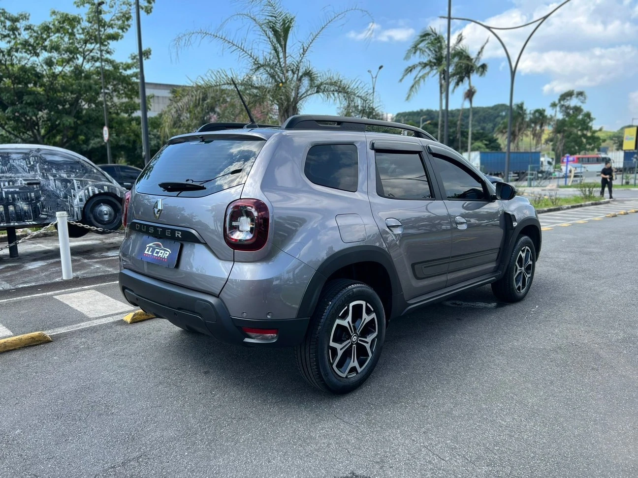 RENAULT DUSTER
