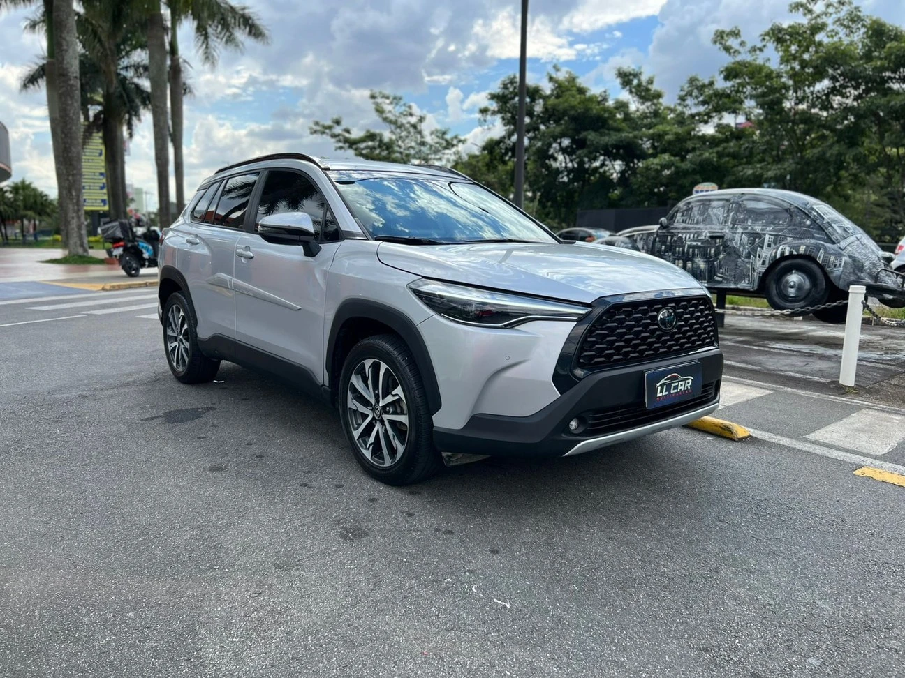 TOYOTA COROLLA CROSS