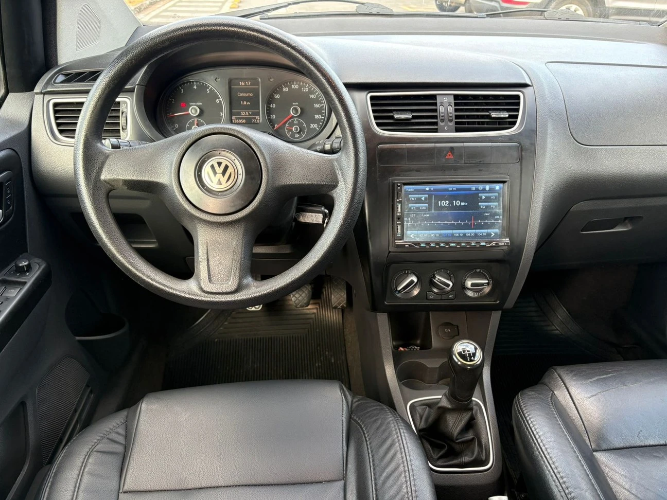 VOLKSWAGEN FOX