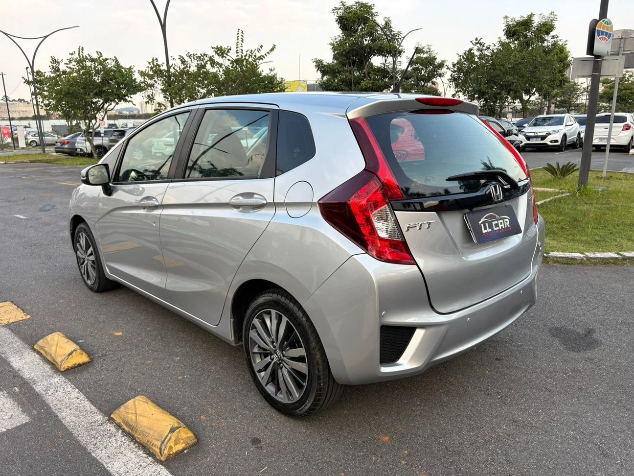 HONDA FIT