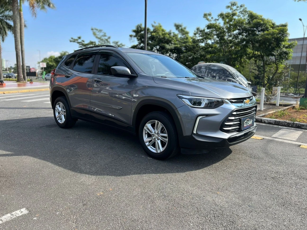 CHEVROLET TRACKER