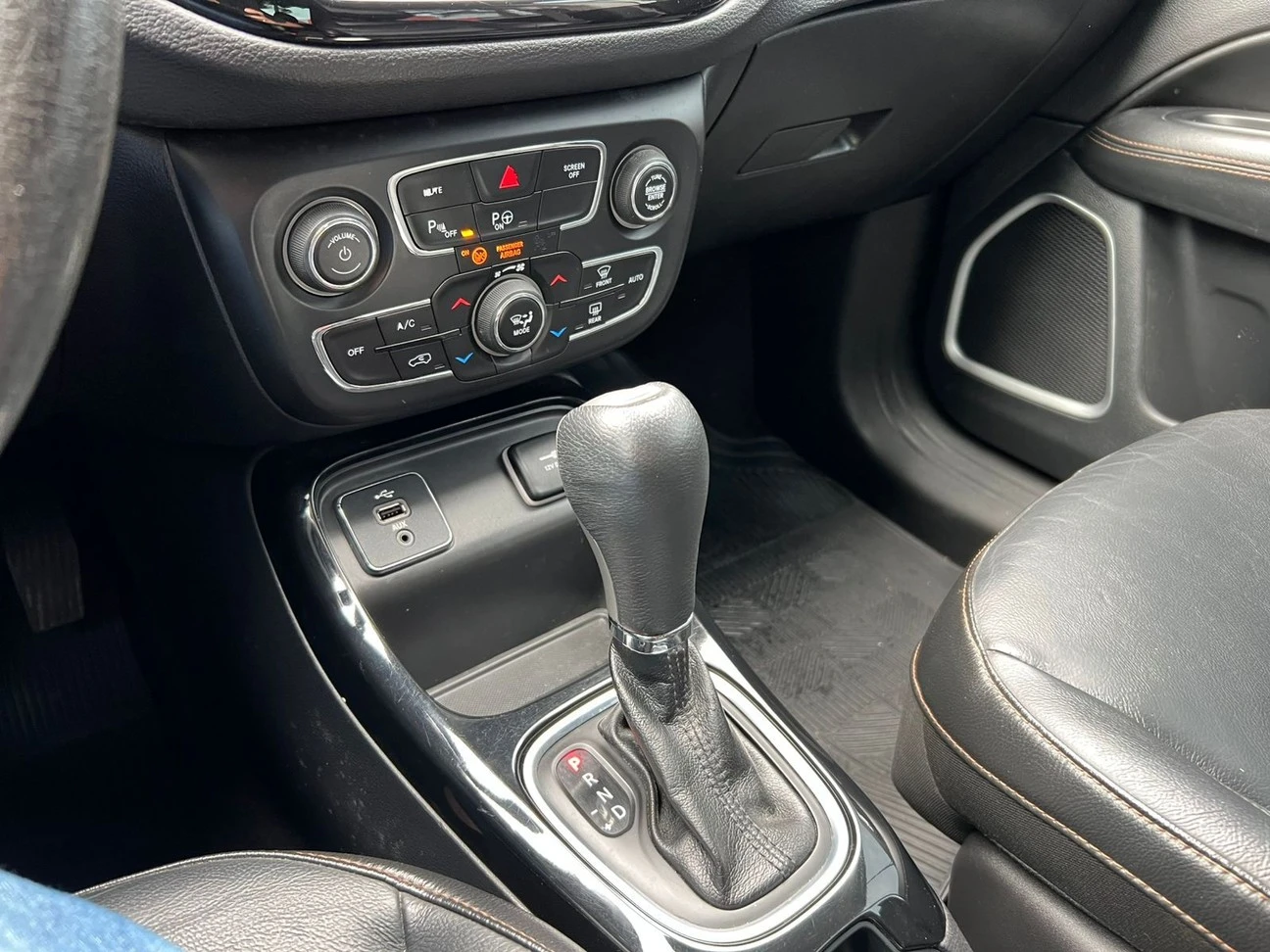 JEEP COMPASS
