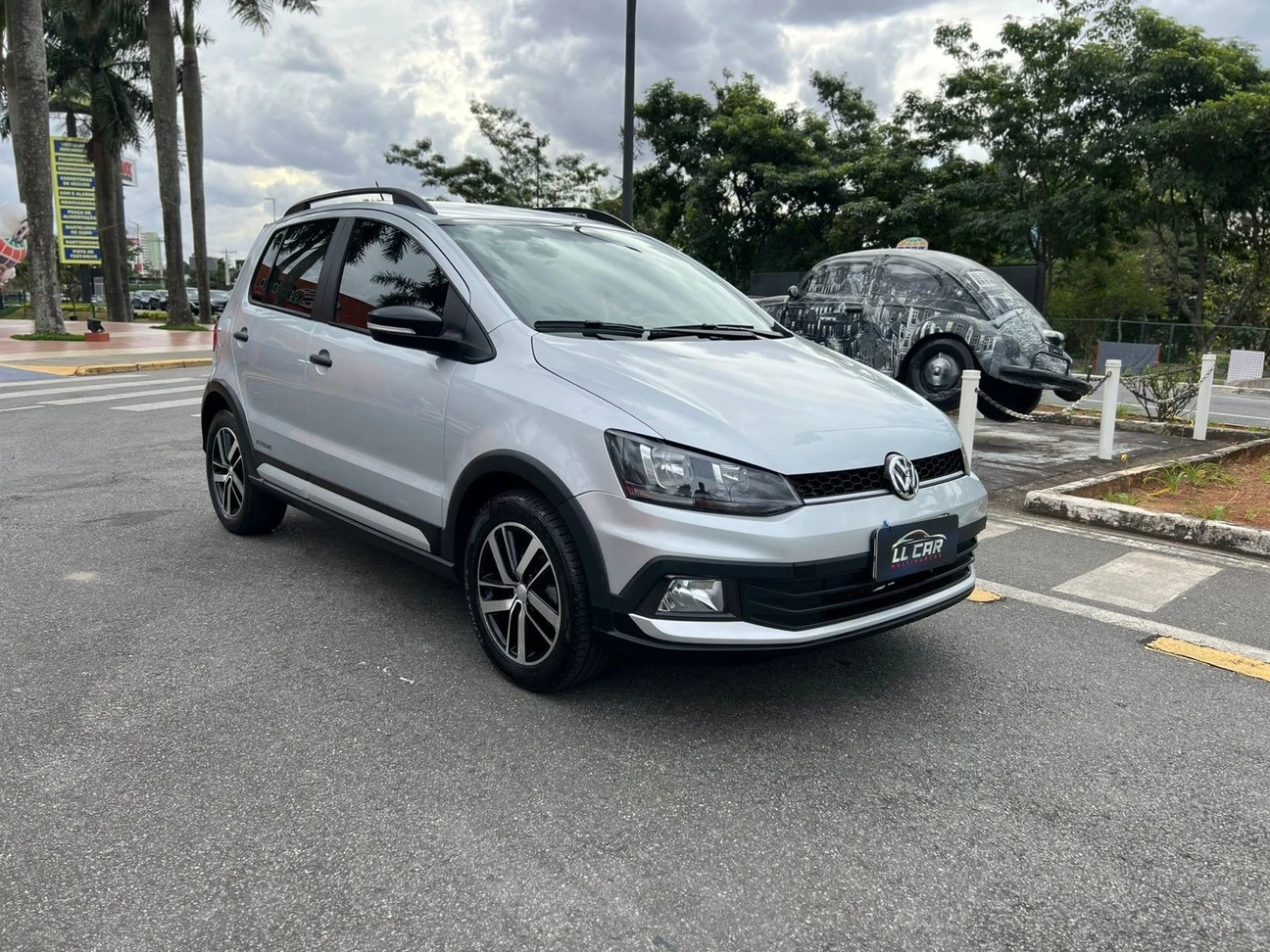 VOLKSWAGEN FOX