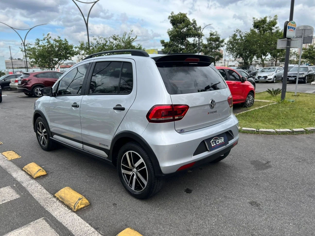 VOLKSWAGEN FOX