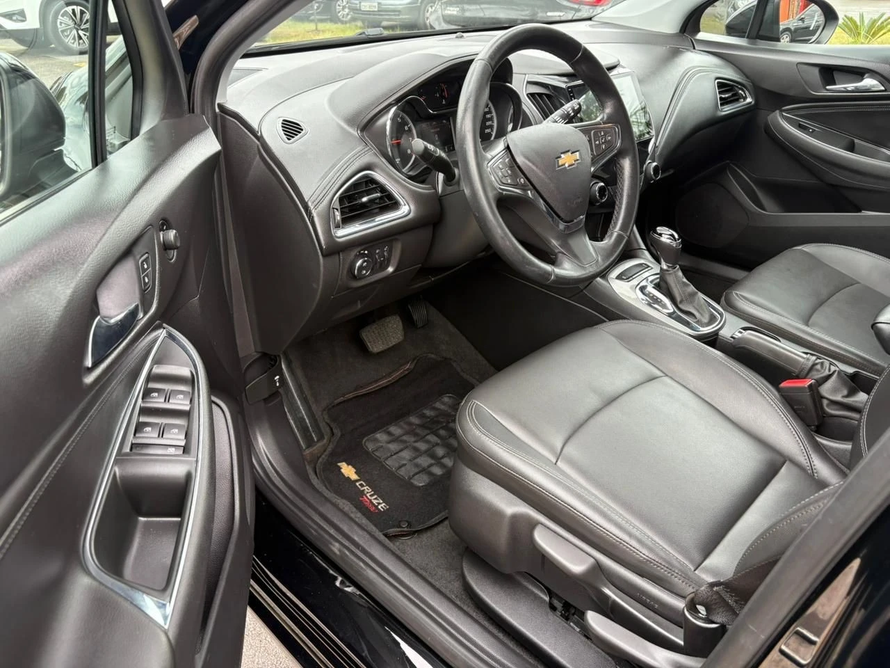 CHEVROLET CRUZE