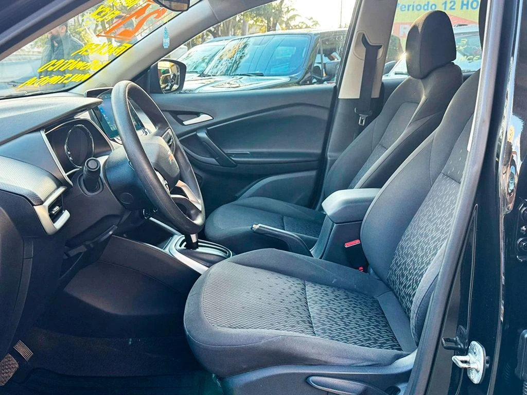 CHEVROLET TRACKER