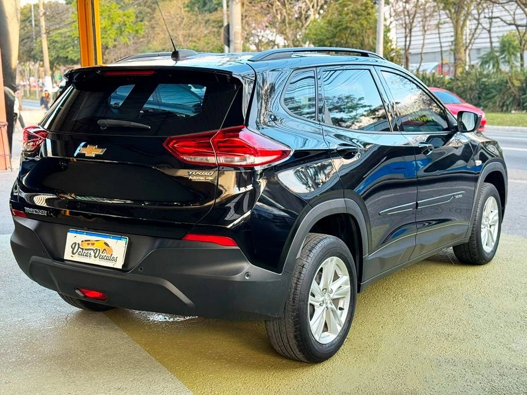 CHEVROLET TRACKER
