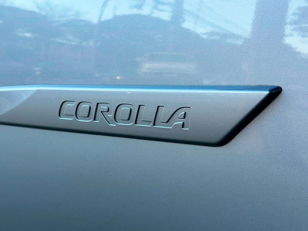TOYOTA COROLLA