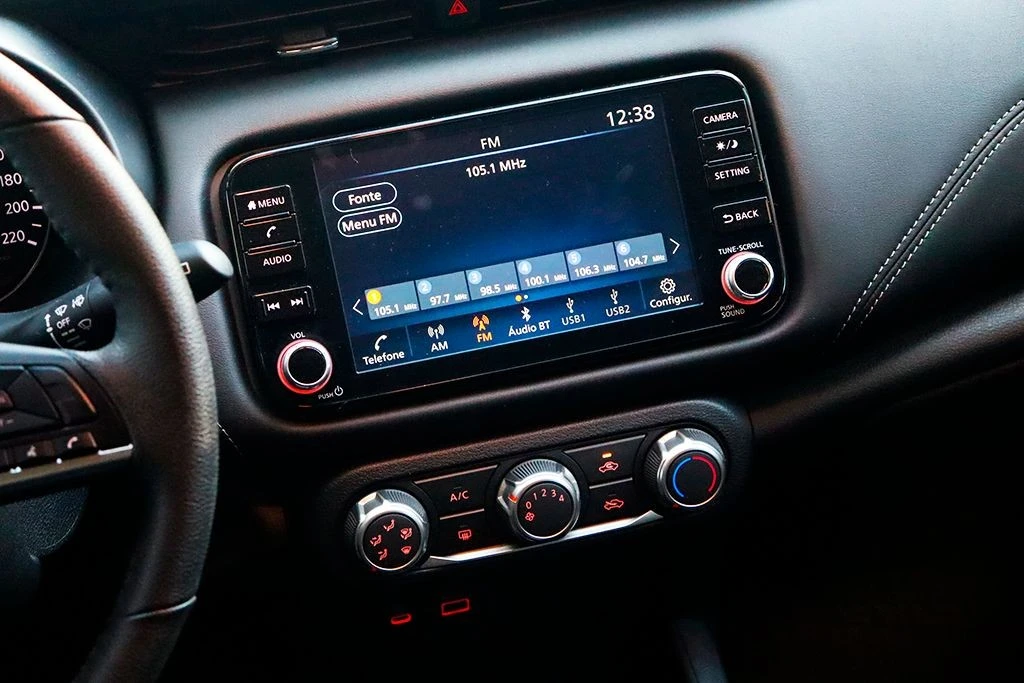NISSAN KICKS