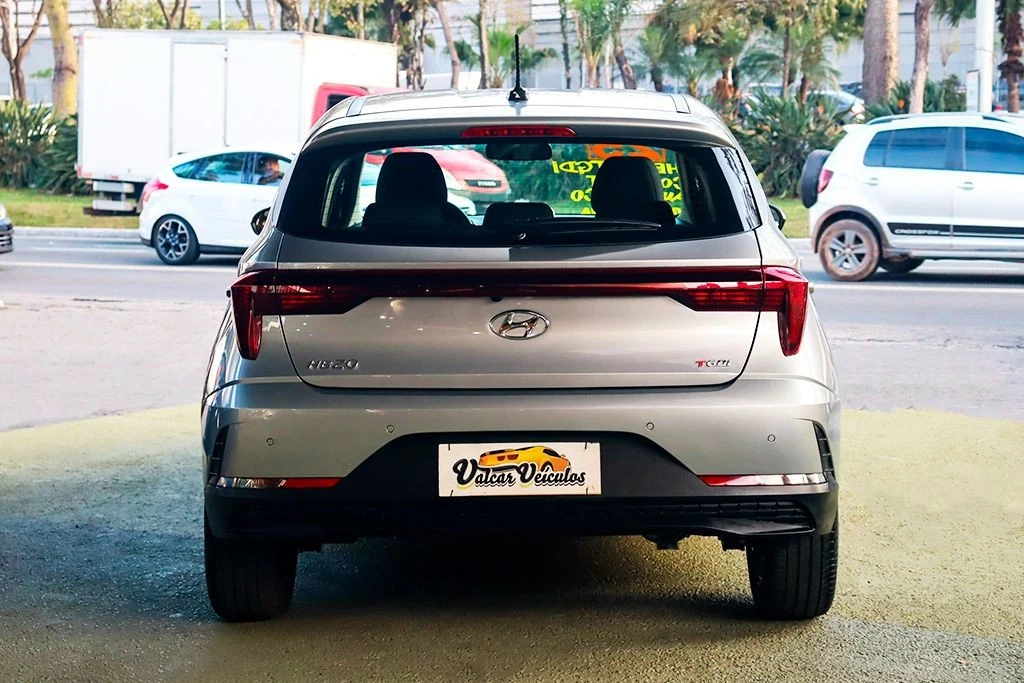 HYUNDAI HB20