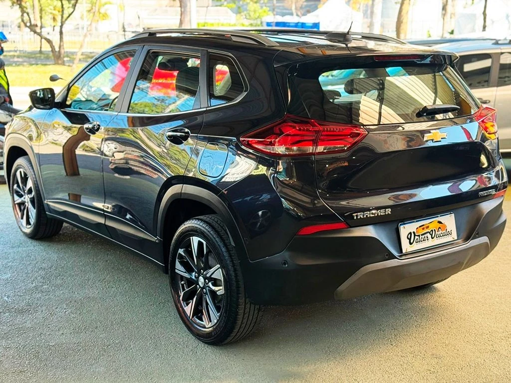 CHEVROLET TRACKER