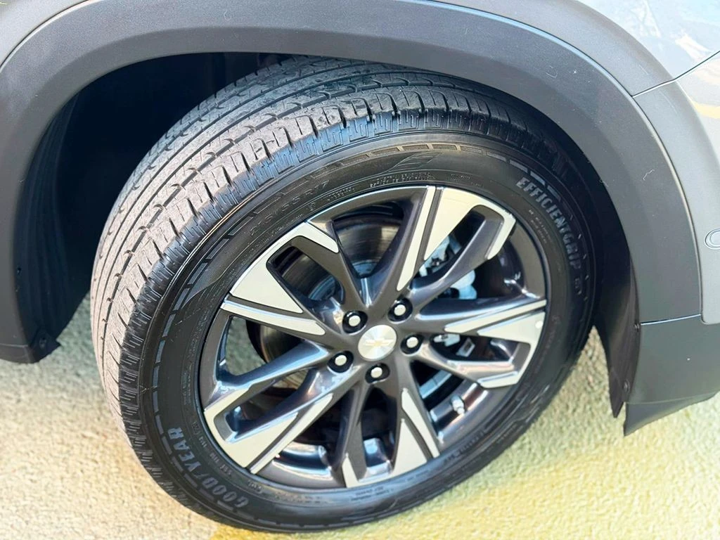 CHEVROLET TRACKER