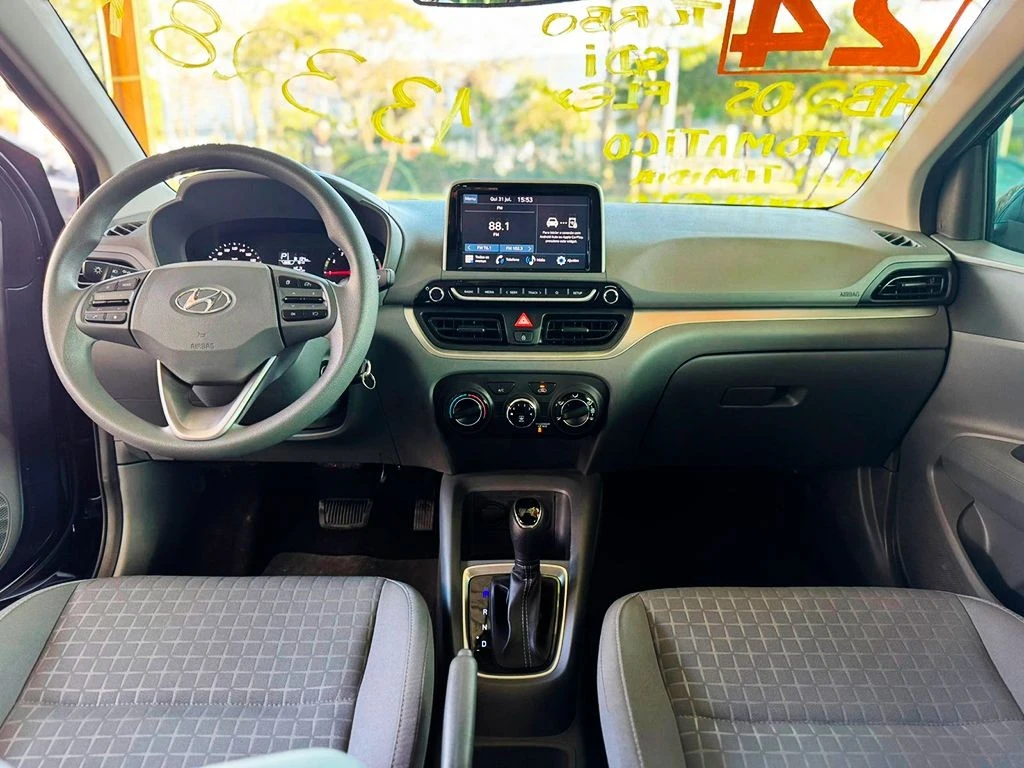 HYUNDAI HB20S