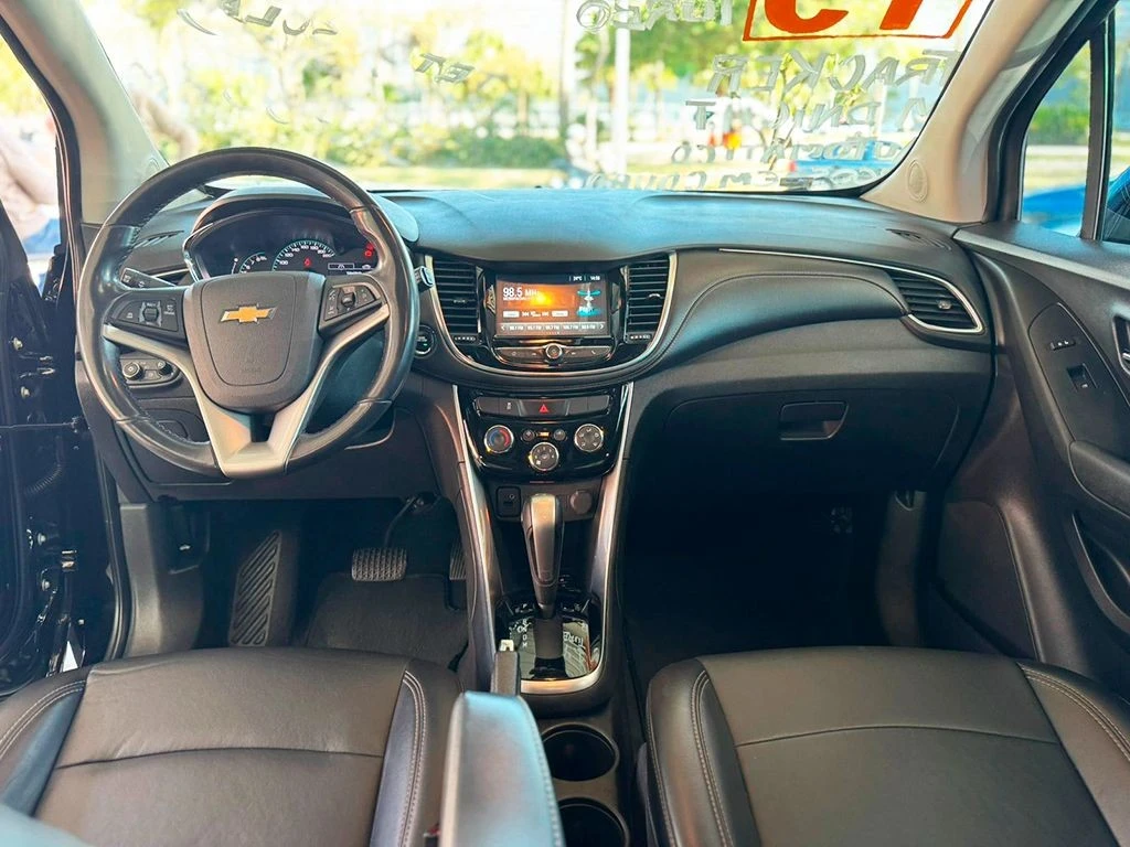 CHEVROLET TRACKER