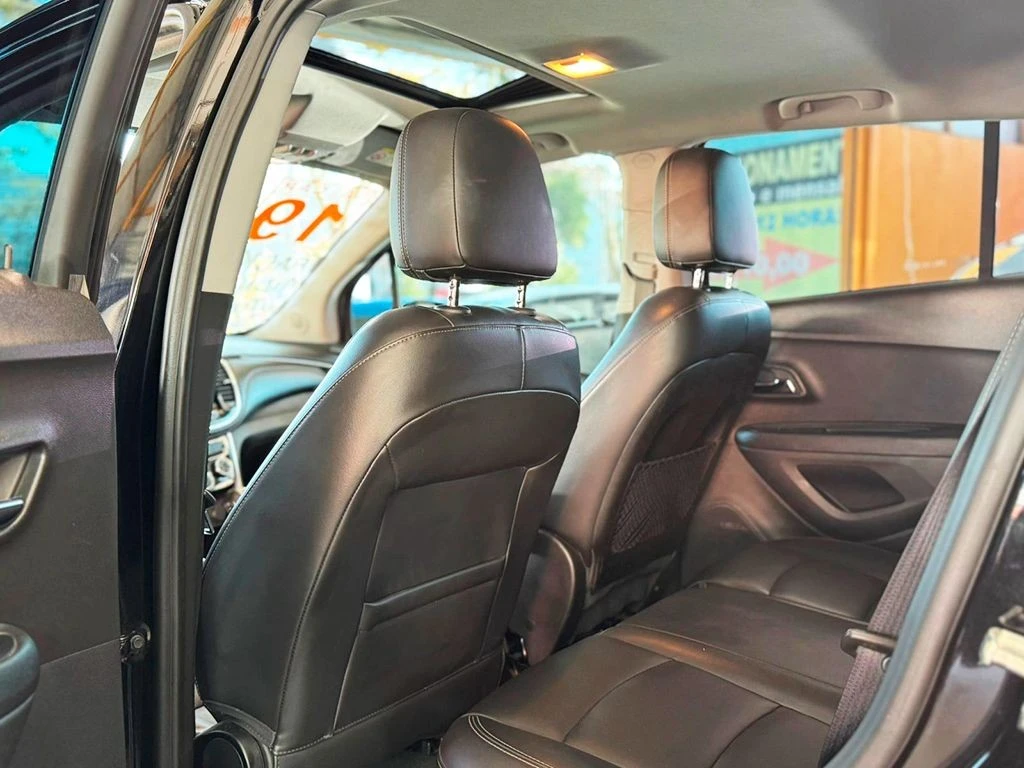 CHEVROLET TRACKER