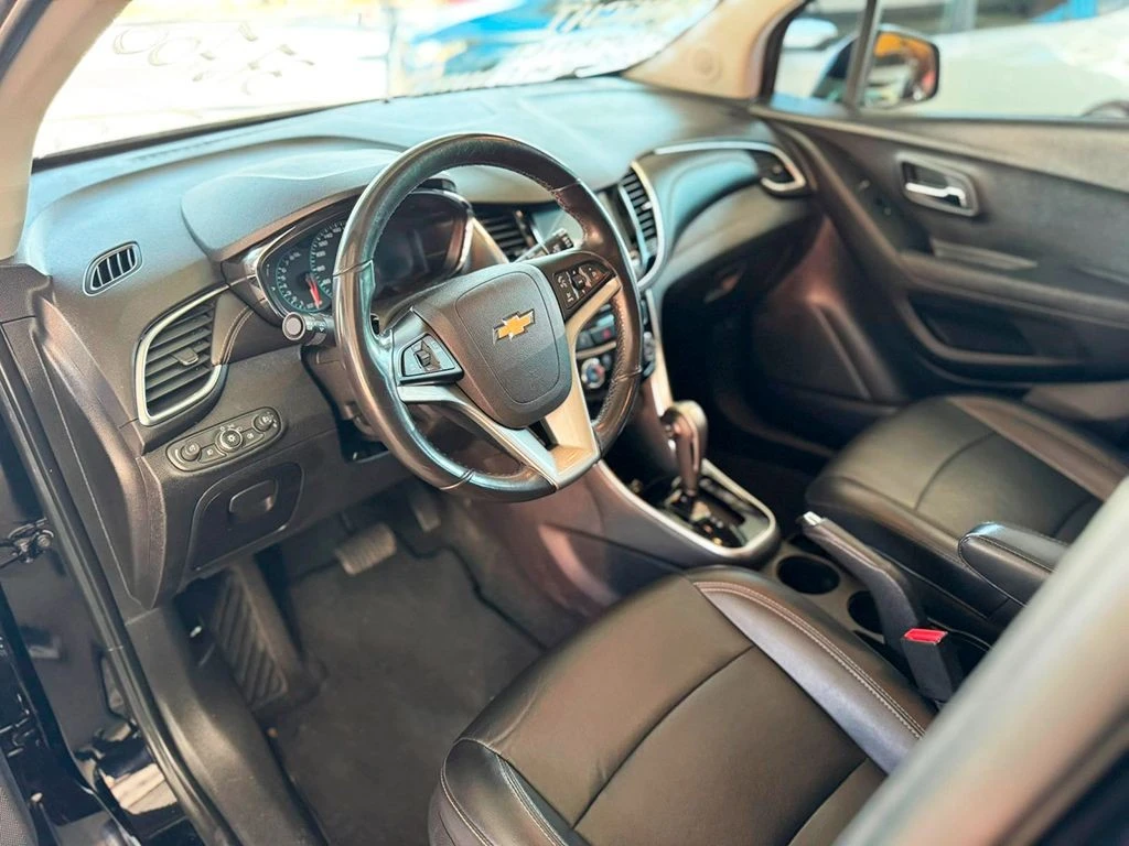 CHEVROLET TRACKER