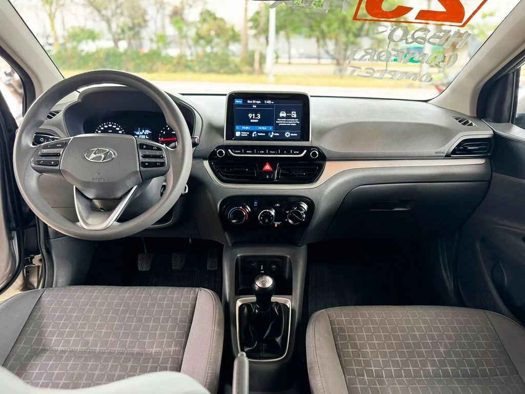HYUNDAI HB20