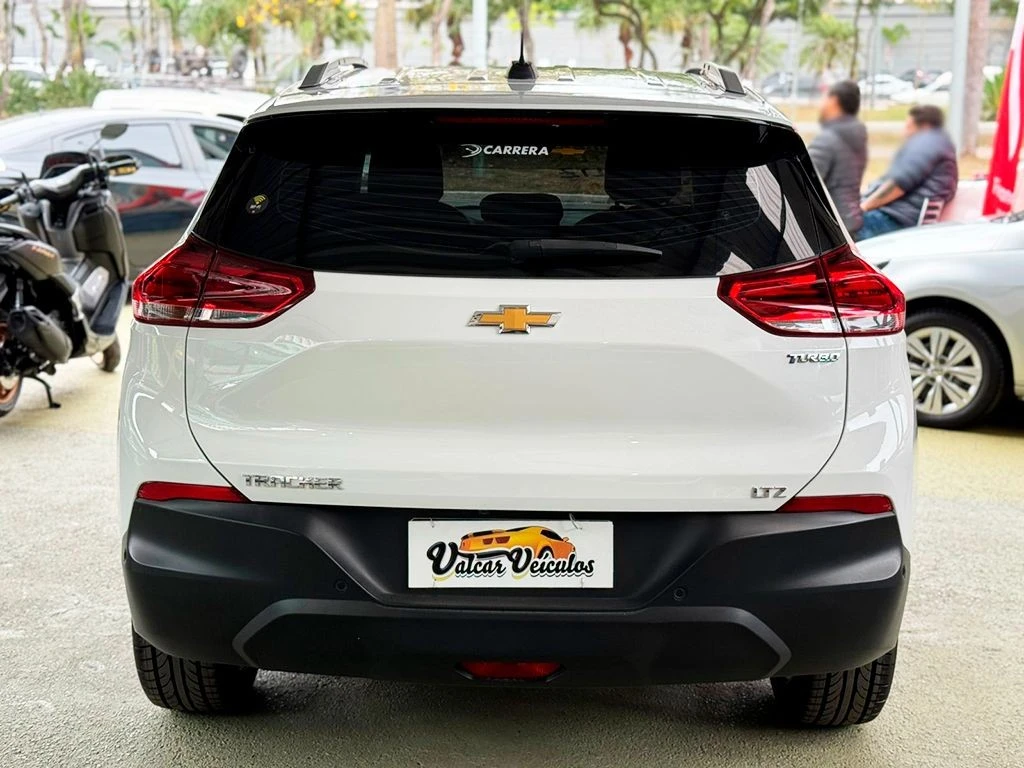 CHEVROLET TRACKER