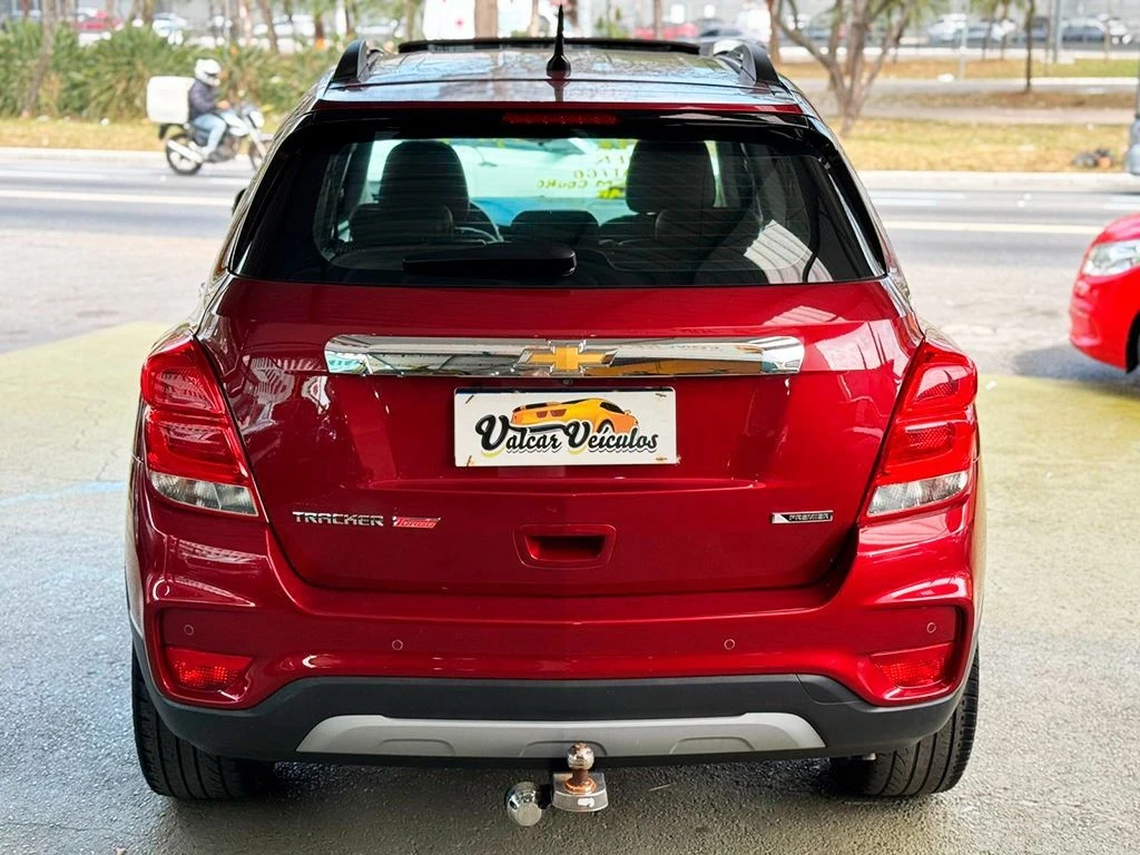CHEVROLET TRACKER