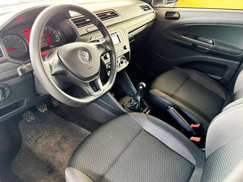 VOLKSWAGEN VOYAGE