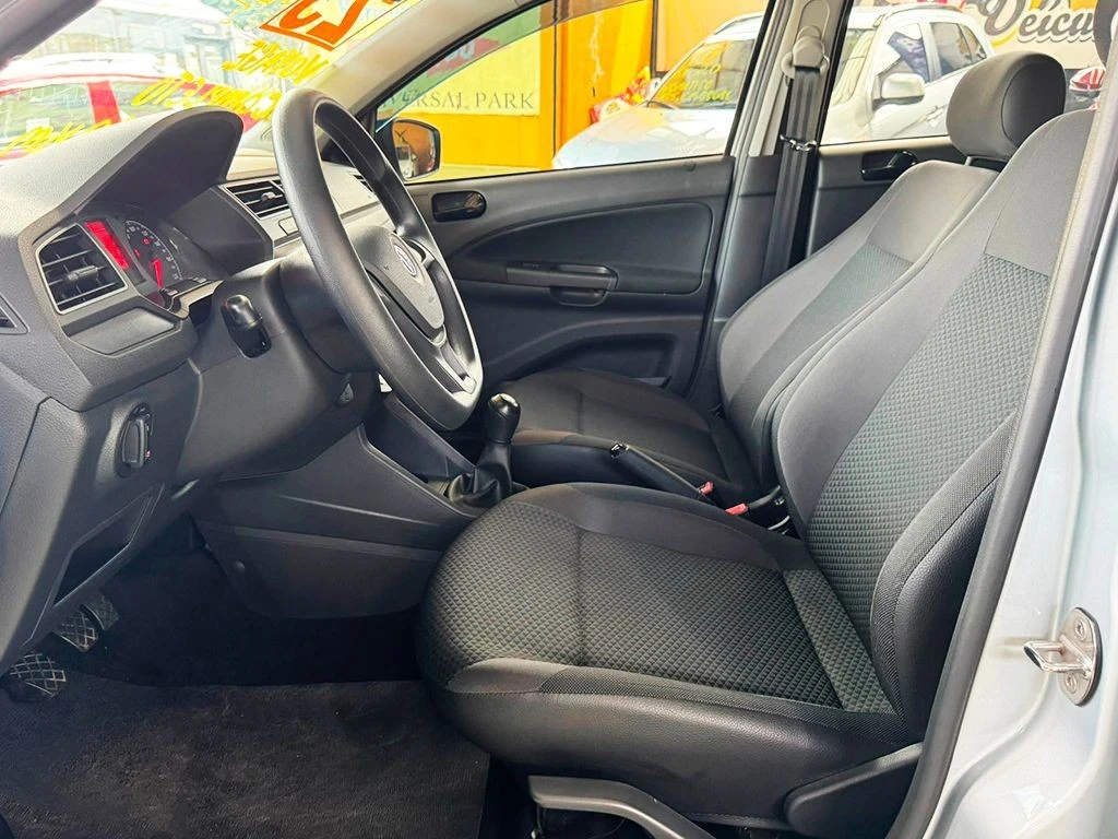 VOLKSWAGEN VOYAGE