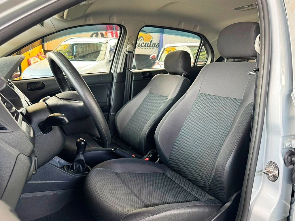 VOLKSWAGEN VOYAGE