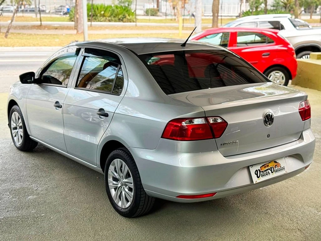 VOLKSWAGEN VOYAGE