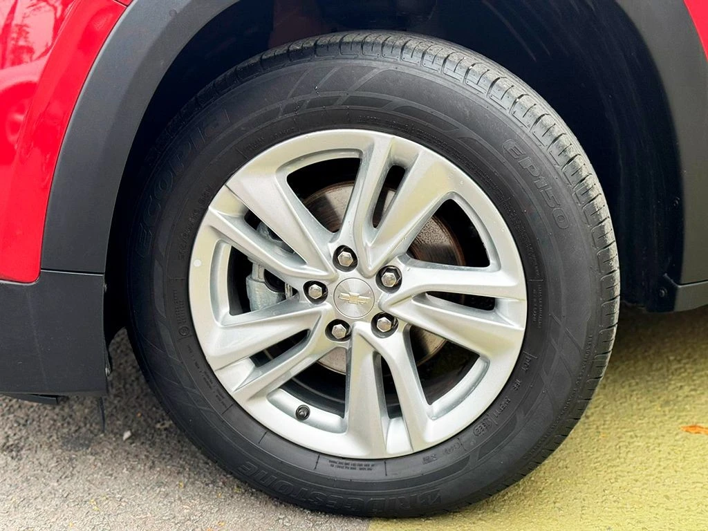 CHEVROLET TRACKER